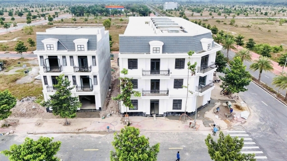 Đất ngộp Mega City 2 Nhơn Trạch chỉ 950tr/nền ngay mặt tiền đường 25C KCN Nhơn Trạch