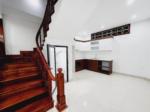 NHÀ MỚI CẦU GIẤY 55M2 MẶT TIỀN 4.5M CHỈ 9.X TỶ (X TIỂU HỌC)